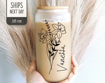 Personalized Birth Flower Tumbler - Custom Birth Flower Coffee Cup With Name - Gifts for Mom - Mother's Day Gift - Glass Mug