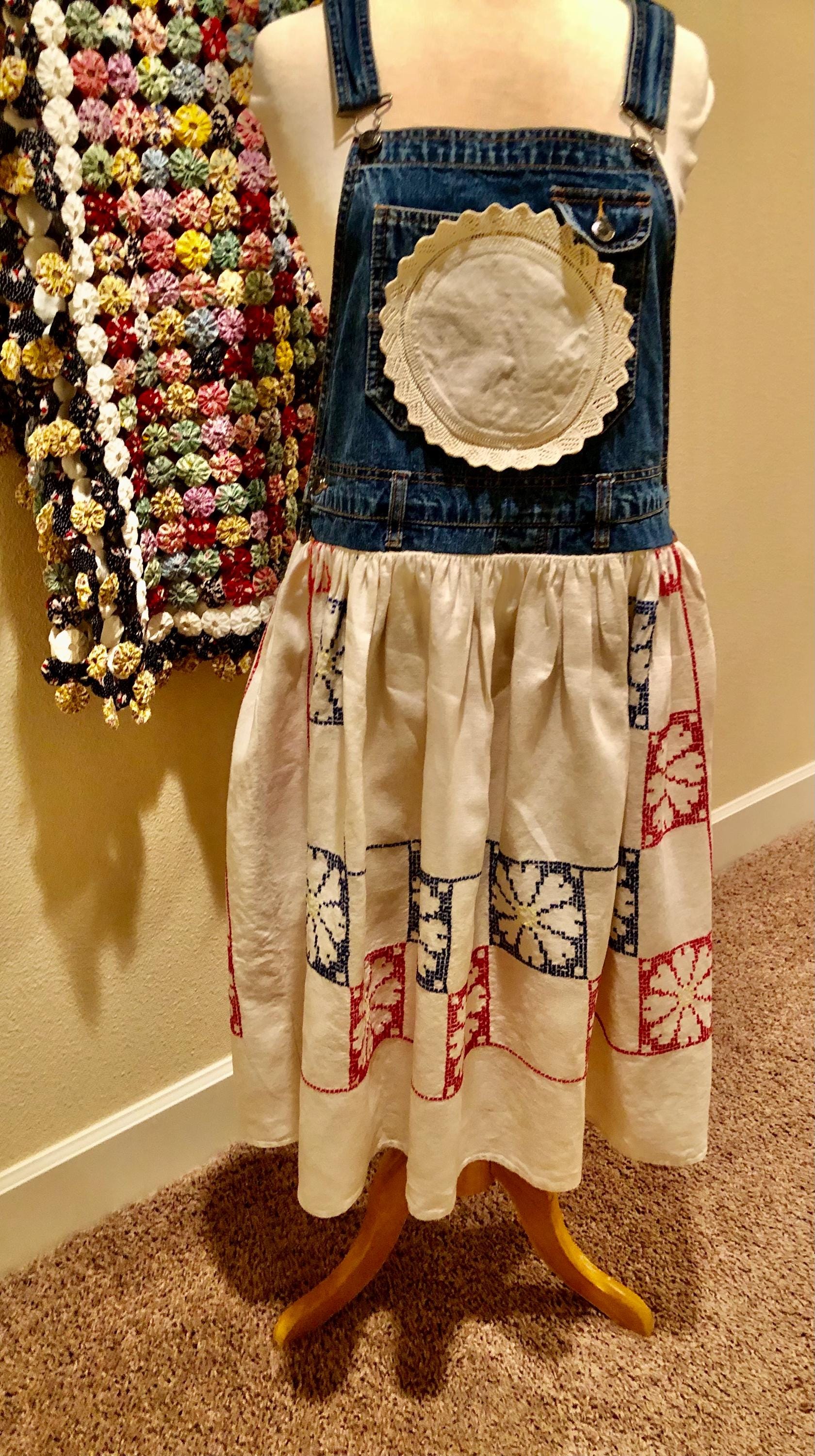 diy denim overall dress Prairie Chic SCH005785_TR_S and red with yellow St. Agni | Apron Denim jumper dress Size:US 20Plus  / UK 24 / EU 50