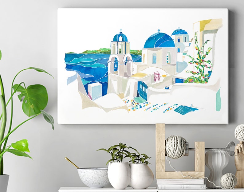 K&ouml;nnte beinhalten: Ein Aquarellbild eines wei&szlig;en Geb&auml;udes mit blauen Kuppeln und einem Glockenturm. Das Geb&auml;ude steht vor dem Hintergrund eines blauen Meeres und eines gr&uuml;nen H&uuml;gels. Das Bild ist in einem minimalistischen Stil gehalten, mit einfachen Linien und Formen.