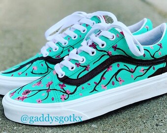 vans customizer