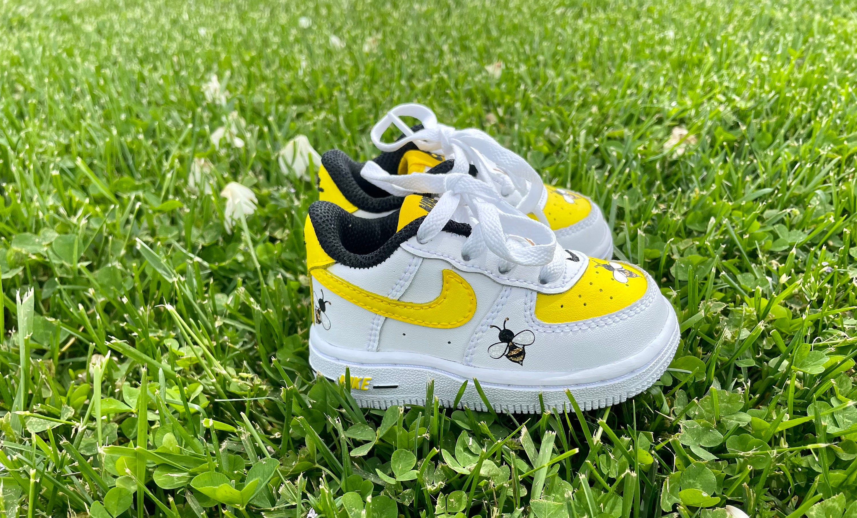 bumble bee 1s