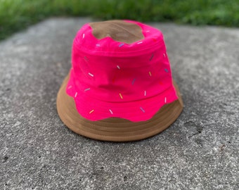Donut bucket hat