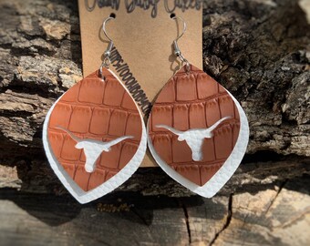 Beautiful University of Texas Longhorns earrings Show off your team spirit.