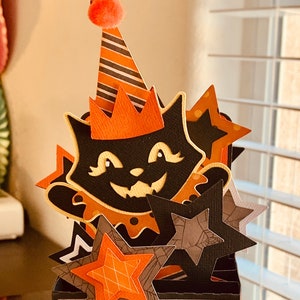Halloween Cat in The Box Bobblehead Box Card