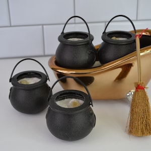 Bath Bomb Cauldron with Crystal