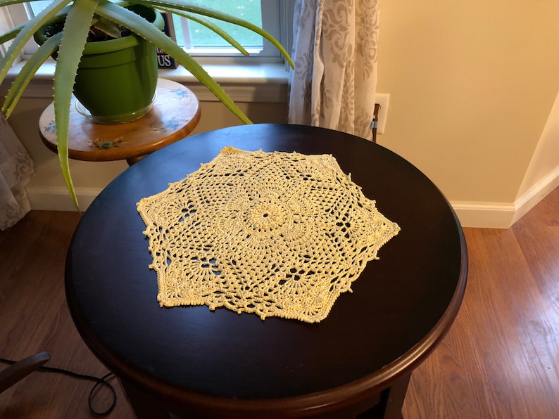 Doily Posh Pineapple
