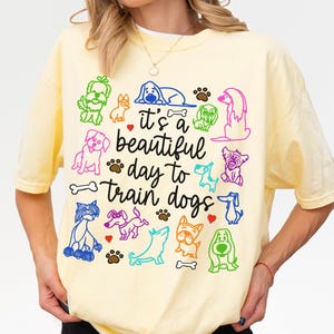 Camiseta de Adestrador de Cães, Cores Confortáveis, Camiseta de Adestramento Canino, Amante de Cães, Divertida, Retrô, Camiseta Doodle, Camiseta para Filhotes, Mãe de Cachorro, Pai de Cachorro, Presente
