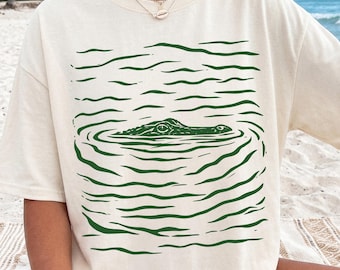 Alligator Shirt, Comfort Colors, Unisex Garment-Dyed Tee, Gator T-Shirt, Vintage, Florida, Floridian, Animal Lover, Trendy, Minimalist