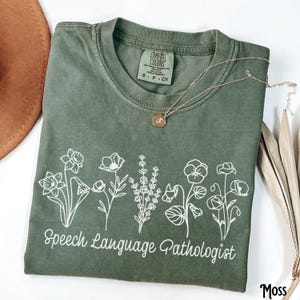 Shirt logopedist, Comfort Colors®, T-shirt logopedist, logopedist, logopedist, logopedie, botanische bloemen, cadeau
