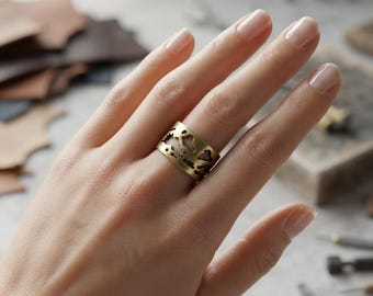 Wide Gold World Map Ring, Travel Wanderlust Statement Ring for Women, Cutout Earth Band, Boho Birthday Gift for Her, Globetrotter Jewelry