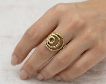 Brass Spiral Ring, Concentric Circle Statement Ring for Women, Boho Geometric Swirl Ring, Modern Minimalist Artisan Jewelry, Gift for Her