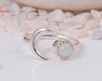 Maansteen maansikkel, verstelbare zilveren open ring, Celestial Witchy-sieraden, uniek geboortesteencadeau juni