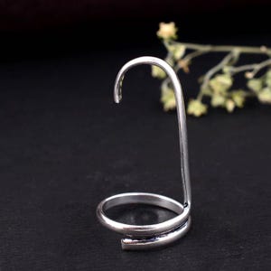 Brass Finger Nail Ring: Fashionable Nail Art Jewelry