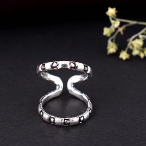 Handmade Silver Arthritis Ring – Adjustable Splint Knuckle Ring, Designer Joint Support Jewelry,
