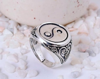 Yin Yang Statement Ring, Oxidized Silver Balance Jewelry, Adjustable Wide Band Ring, Spiritual Boho Gift, Unisex Harmony Symbol Ring