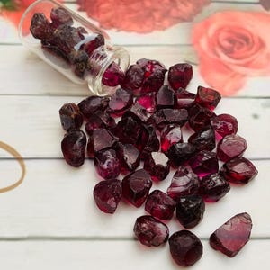 African Rhodolite Garnet Rough, Raw Rhodolite Garnet Crystal, Natural African Rhodolite Garnet Specimen, Crystal Bottle Gift for Her