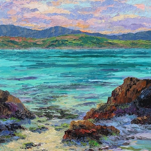 Kailua Escape, una pintura al óleo original de un paisaje marino hawaiano de 24" x 20" sobre lienzo de la bahía de Kailua con la playa de Kailua y las nubes del atardecer.