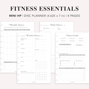 Könnte beinhalten: Ein schwarz-weißer Fitness-Planer mit vier Seiten. Die Seiten beinhalten Abschnitte für monatliche, wöchentliche und tägliche Fitnessziele sowie eine Seite für Fitnessziele. Der Planer ist 11,75 cm x 17,78 cm groß.