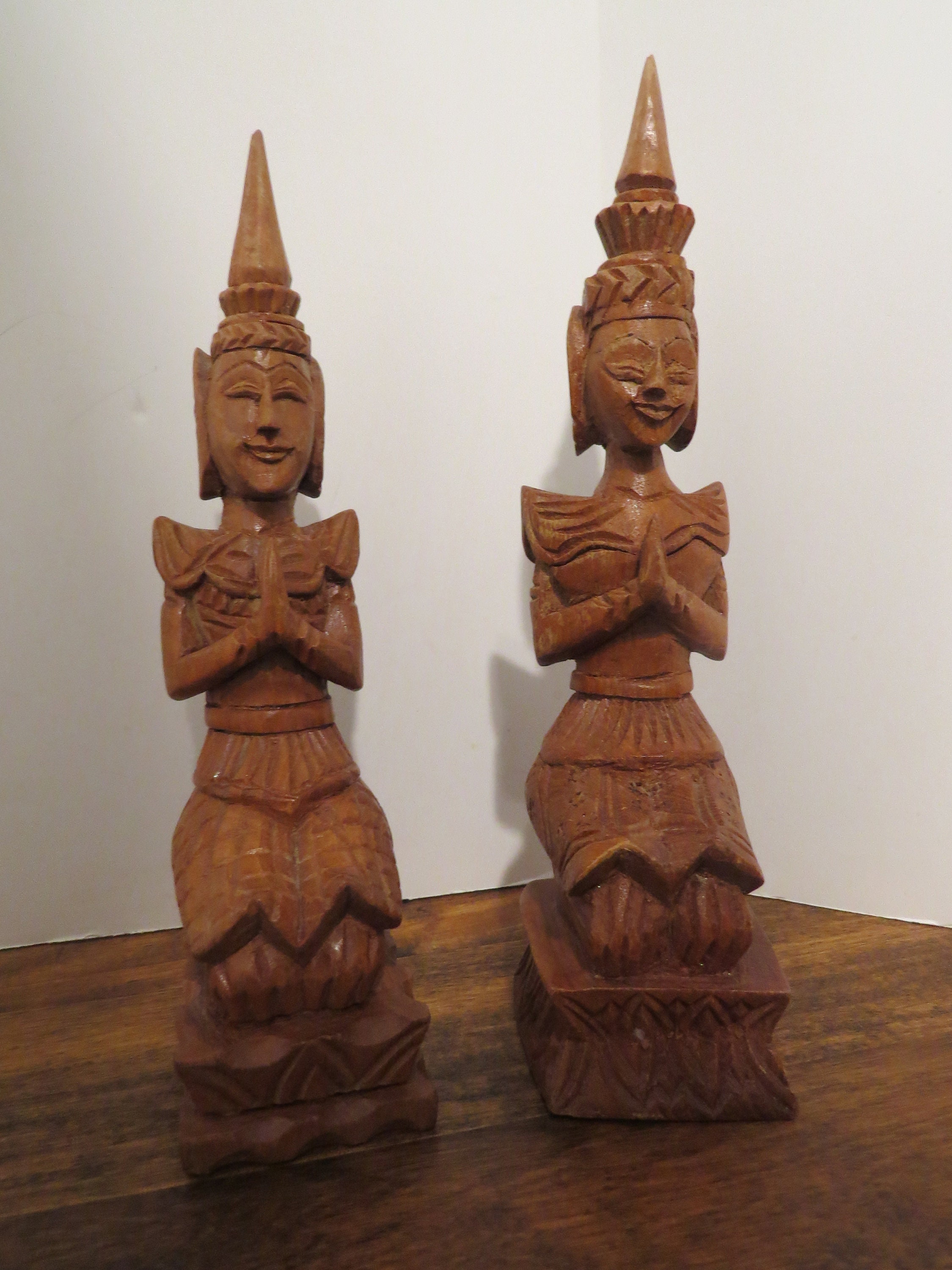 VTG Hand Carved Wood Thai/buddhist Kneeling/praying Figurines Etsy
