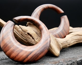 Wooden ear weight - GG-8