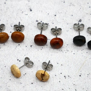 Pair of surgical steel and wood stud earrings - 1L/16