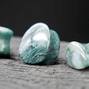 1x Plug Moss Agate Teardrop - J2