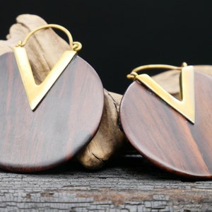 Wood and brass earrings - JJ-1