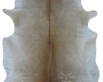 Butter Blonde Cowhide Rug | 7x6 ft Natural Leather