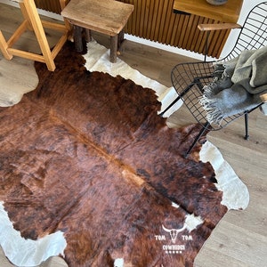 TRICOLOR EXOTIC! Large ! New Cowhide Rug natural hair on - 6X6 ft size