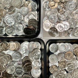 CHOICE 100 Mixed 1971- 2000 Kennedy Half Dollars + Mintmarks.  Excellent mixture of dates and condition.  Total of 5 Rolls!!