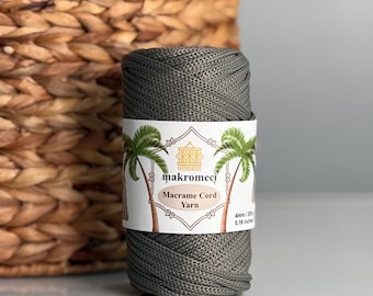 May include: A spool of dark green macrame cord yarn with a label that reads "makromeci Macrame Cord Yarn 4mm / 200 gr 0.16 inch"