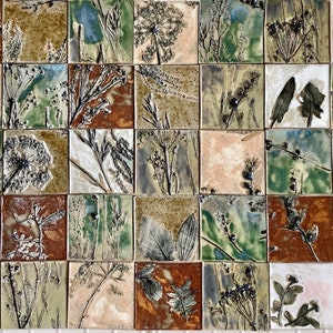 Fliesenset "Septembergarten", handgemachte Keramikfliesen, Pflanzenmotiv, handbemalte Fliesen,handgemachte Keramikfliesen