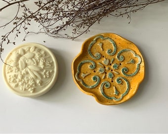 Soap dish "Yellow flower", handmade ceramic soap dish, bathroom accessories, window sill gift, handmade gift, seifenschale