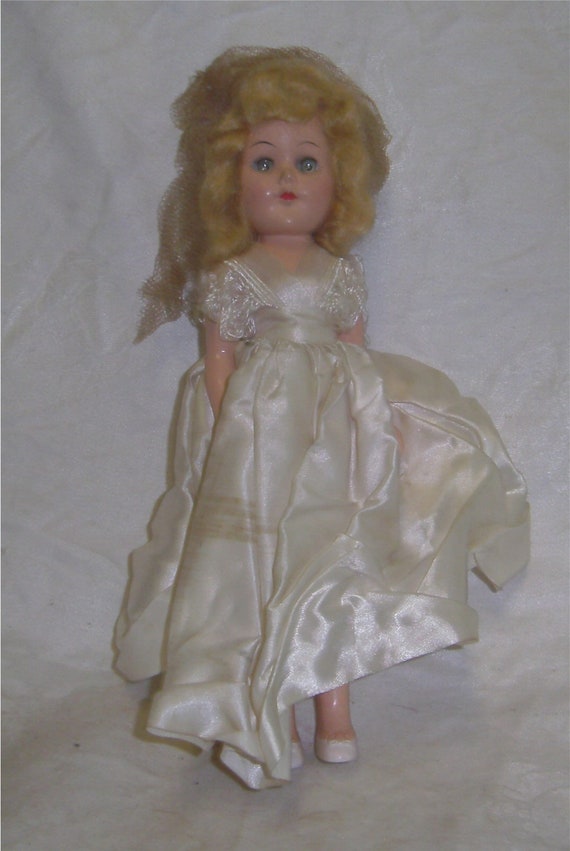 bride doll 1940s