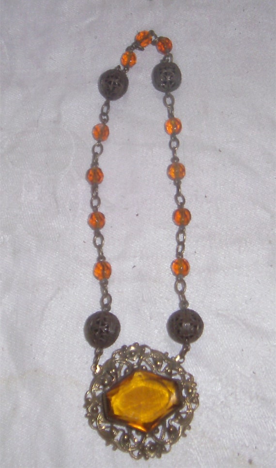 Victorian Necklace – Amber