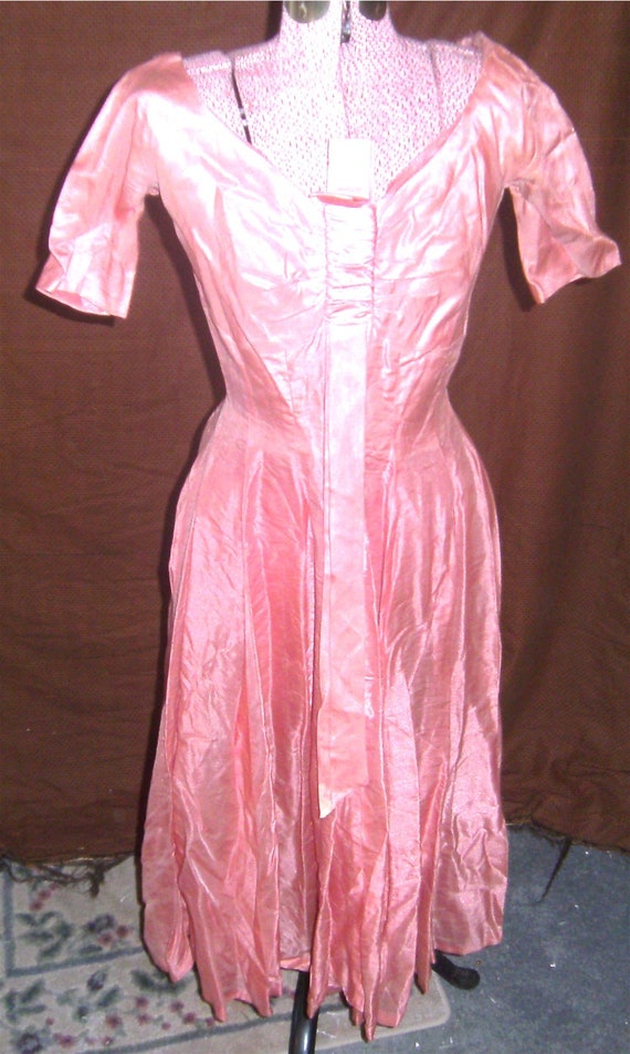 VINTAGE DRESS – Pink Rayon Dress - GiGi Young - 19