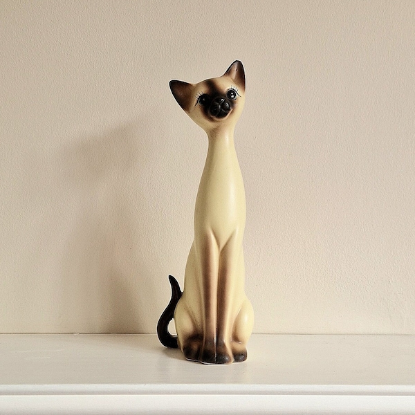 Vintage Mid Century Kitsch Cat Ceramic Pottery Figurine Ornament Sculpture