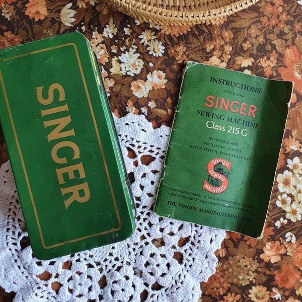 Lata para máquina de coser Singer vintage con repuestos y manual de instrucciones para Clase 215G