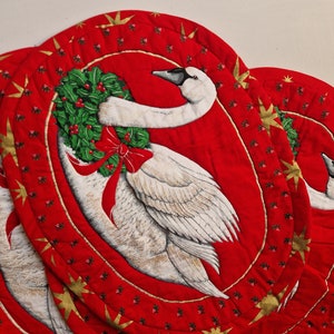 Set di 6 tovagliette da tavola vintage in tessuto natalizio Mid-Century Festive Red Swan Holly