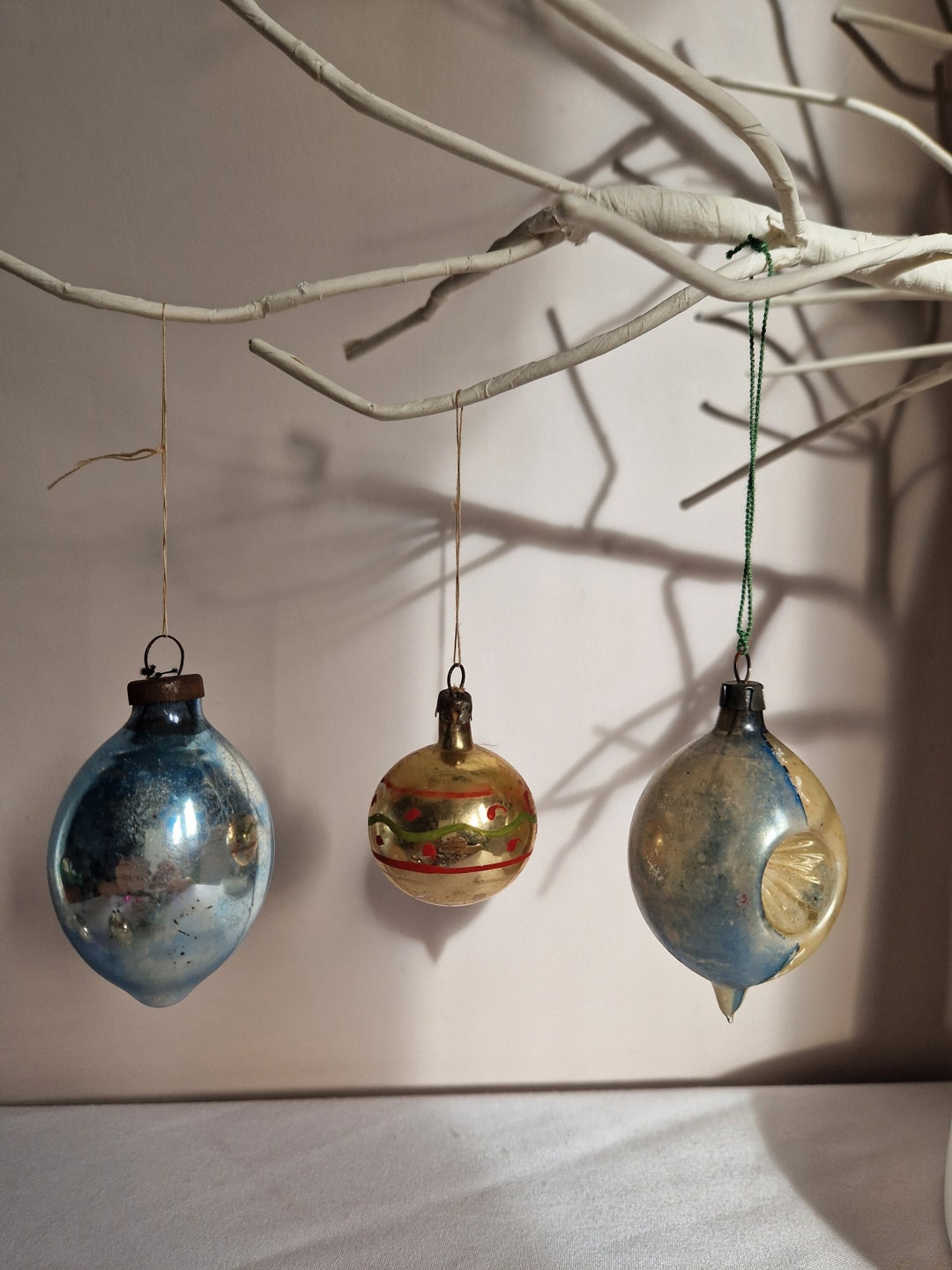 Set of 3 Antique Mercury Glass Baubles Traditional Christmas Decorations Kitsch Retro Mid