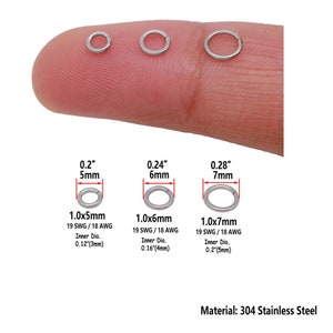 K&ouml;nnte beinhalten: Drei silberne Sprungringe in verschiedenen Gr&ouml;&szlig;en, 5 mm, 6 mm und 7 mm. Die Ringe sind aus 304er Edelstahl und haben eine St&auml;rke von 19 Gauge.