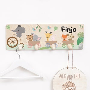 Children's wardrobe with 5 hooks, coat hook as a gift for children, coat rack personalized with desired name, motif: forest animals