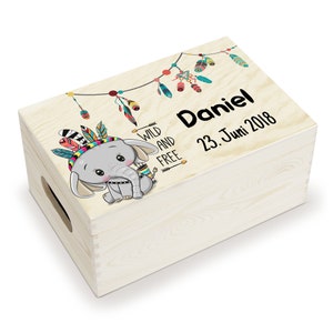 Erinnerungskiste Baby, aus Holz, Erinnerungsbox, personalisierbar mit Name und Datum, individuelle Holzkiste mit Deckel, Wild & Free Elefant