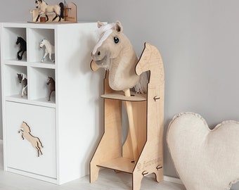 Hobby Horse stall stable Handmade wooden stable for 1  stick horses. Pferdeställe steckenpferd