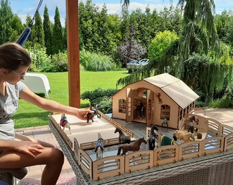 diy toy horse stable