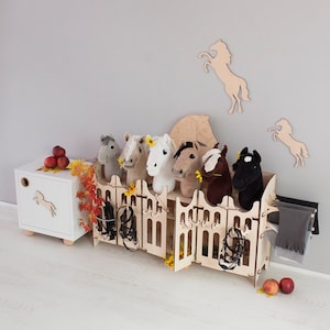 Hobby Horse stall stable Handmade wooden stable for 6 Hobby Horse stick horses. Pferdeställe