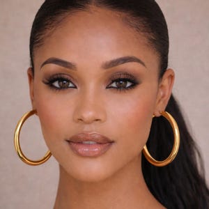 Orecchini a cerchio oversize color oro – Cerchi rotondi in metallo con tubo cavo spesso – Orecchini grandi e leggeri con tubo sigillato da 2,75"