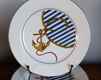 Plato de ensalada American Atelier Anchor de 20,7 cm (8 1/8"), estilo náutico costero.