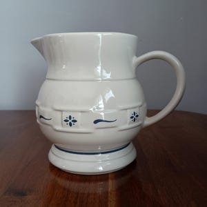 Longaberger Pottery 2 Qt Juice Pitcher Woven Traditions Classic Blue Cottage Farmhouse