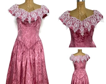 1970's sleeveless gown dusty pink satin jacquard with white lace overlay, homemade, prom dress, bridesmaid dress, Bridgerton,